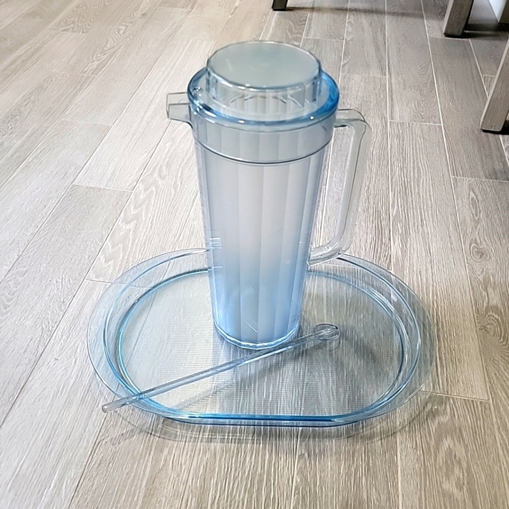 Vintage Tupperware Water Colors Blue Acrylic Preludio Pitcher Set Tray